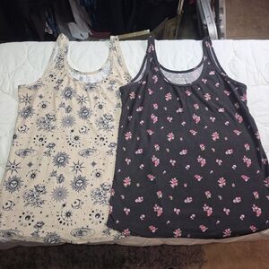 No Boundaries L Floral & Celestial Tank Tops | Juniors Large (11-13
